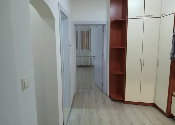 Premium Square Apartment